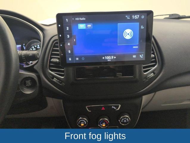 Photo of 2018 Redline Pearlcoat Jeep Compass