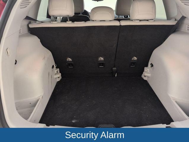 Photo of 2018 Redline Pearlcoat Jeep Compass
