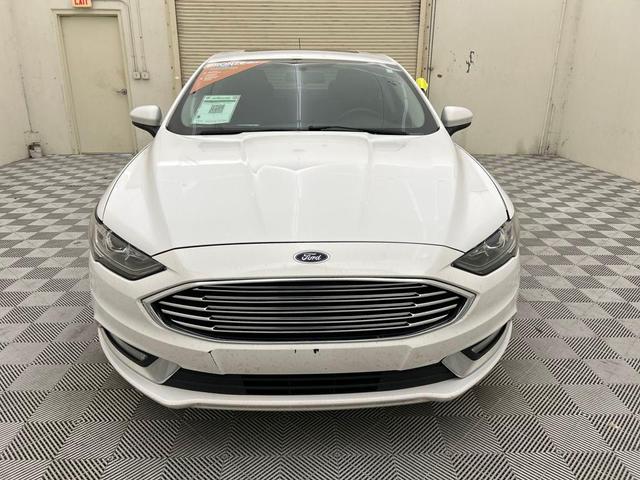 Photo of 2017 Oxford White Ford Fusion Hybrid