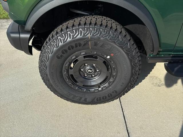 Photo of 2025 Eruption Green Metallic Ford Bronco