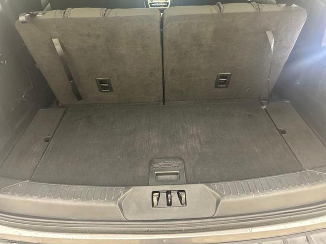 Photo of 2022 Carbonized Gray Metallic Ford Explorer