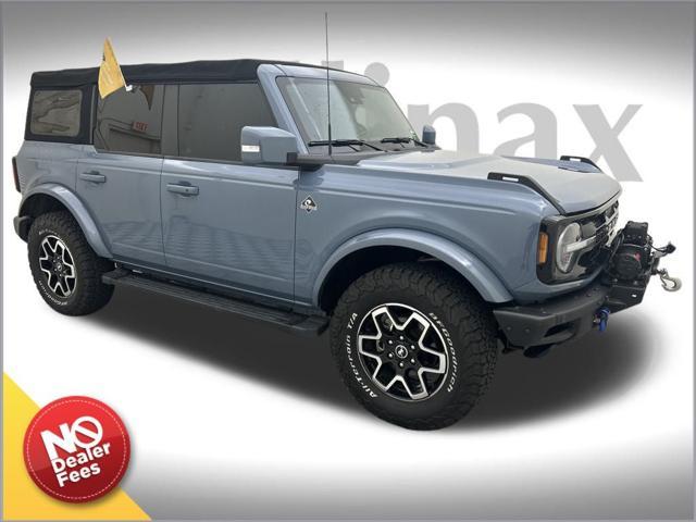 Photo of 2023 Azure Gray Metallic Tri-Coat Ford Bronco