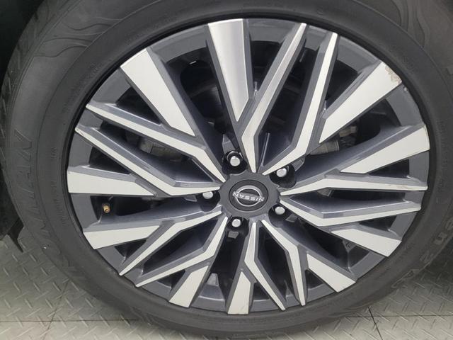 Photo of 2024 Brilliant Silver Metallic Nissan Altima