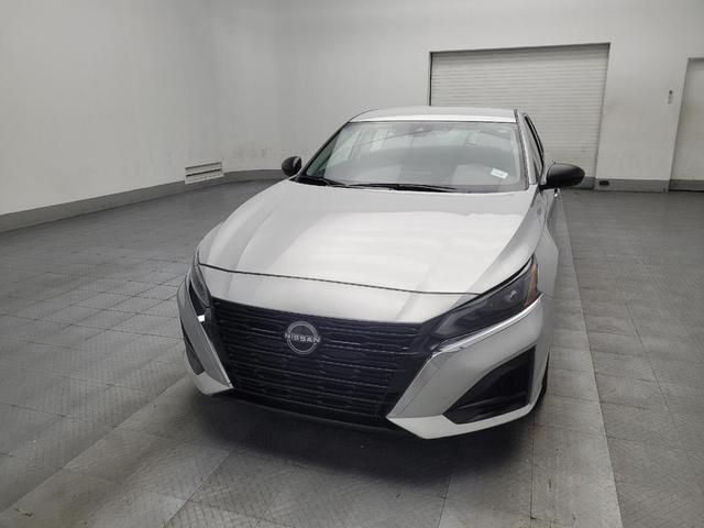 Photo of 2024 Brilliant Silver Metallic Nissan Altima