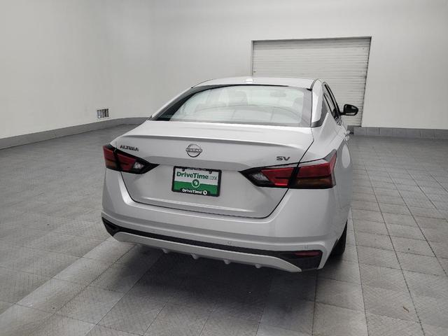Photo of 2024 Brilliant Silver Metallic Nissan Altima