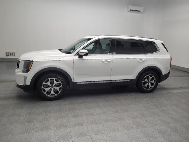 Photo of 2020 Snow White Pearl Kia Telluride