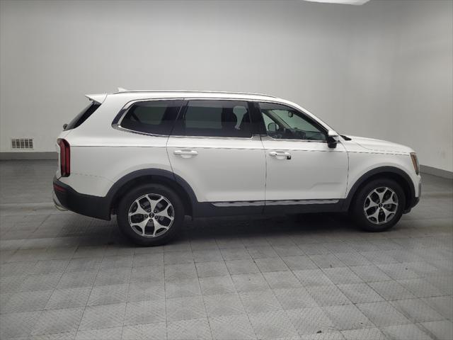 Photo of 2020 Snow White Pearl Kia Telluride
