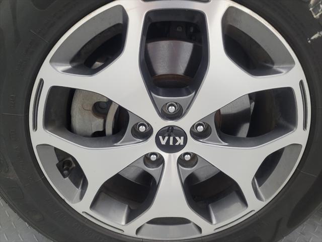 Photo of 2020 Snow White Pearl Kia Telluride