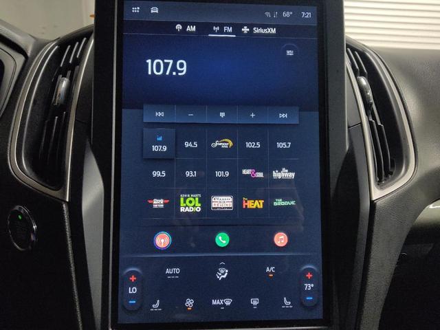 Photo of 2023 Blue Ford Edge