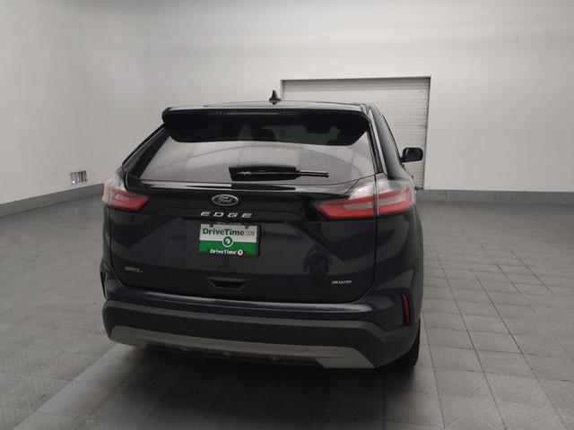 Photo of 2023 Blue Ford Edge