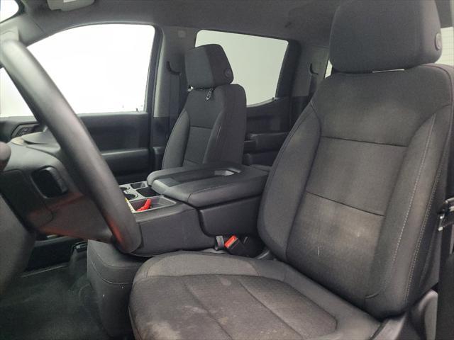 Photo of 2022 Silver Ice Metallic Chevrolet Silverado 1500
