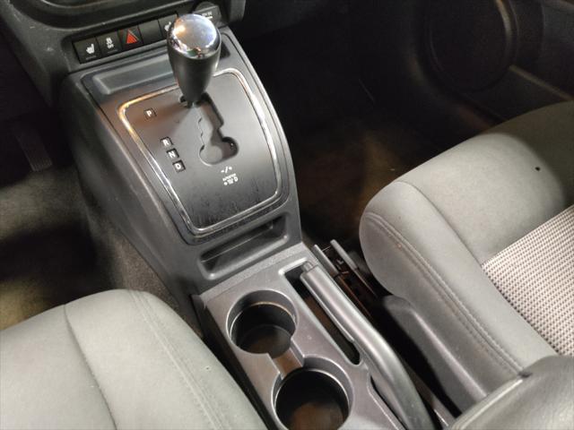 Photo of 2016 Gray Jeep Patriot