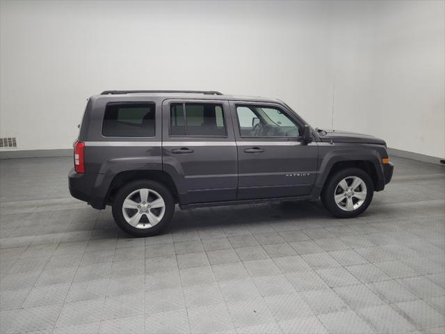 Photo of 2016 Gray Jeep Patriot
