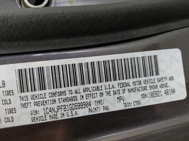 Photo of 2016 Gray Jeep Patriot