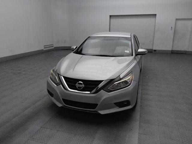 Photo of 2018 Brilliant Silver Nissan Altima
