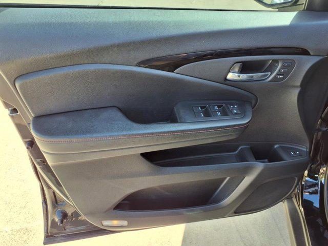 Photo of 2021 Crystal Black Pearl Honda Pilot
