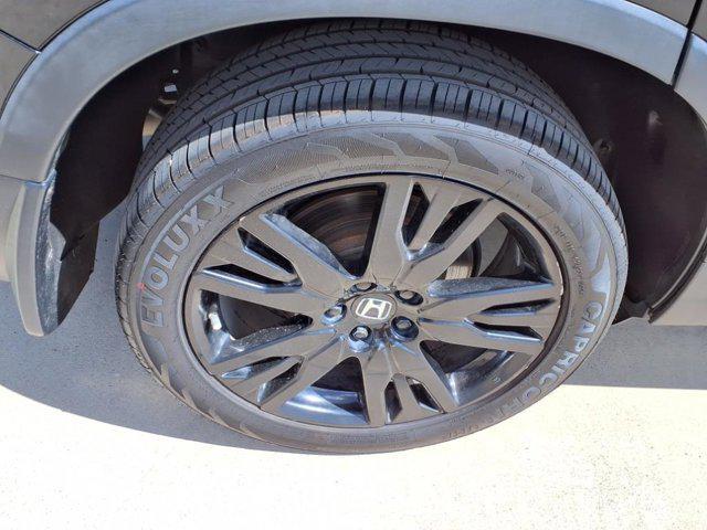 Photo of 2021 Crystal Black Pearl Honda Pilot