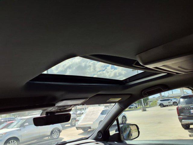 Photo of 2021 Crystal Black Pearl Honda Pilot