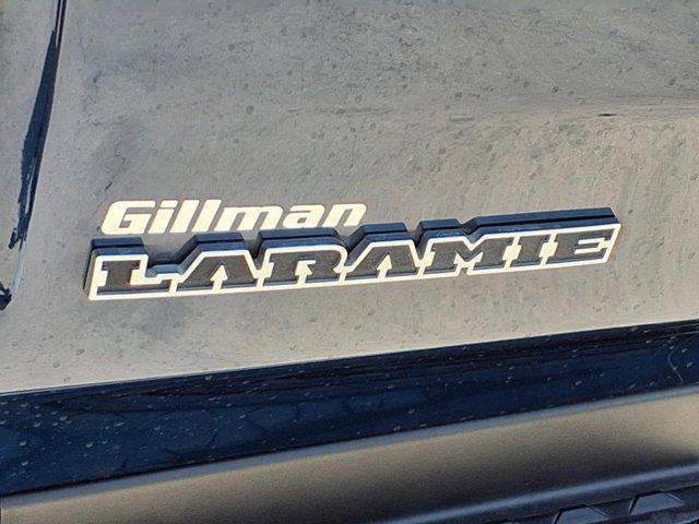 Photo of 2022 Patriot Blue Pearlcoat RAM 1500