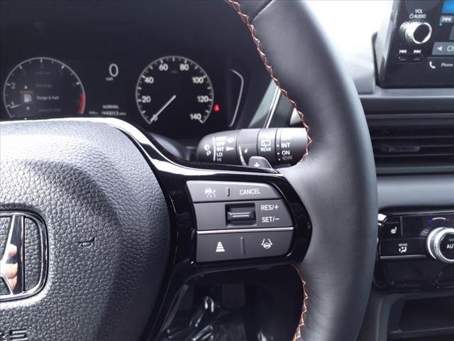 Photo of 2025 Platinum White Pearl Honda Pilot