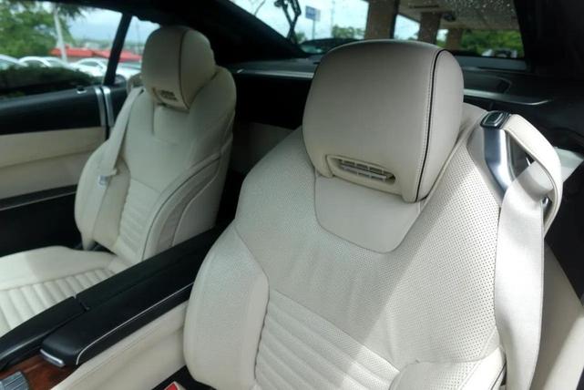 Photo of 2014 Diamond White Mercedes-Benz SL-Class