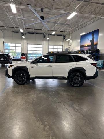 Photo of 2025 Crystal White Pearl Subaru Outback