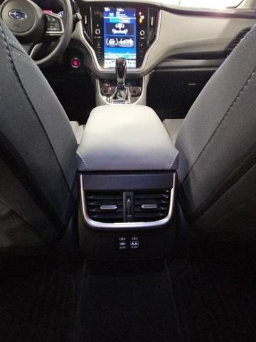 Photo of 2024 Ice Silver Metallic Subaru Outback