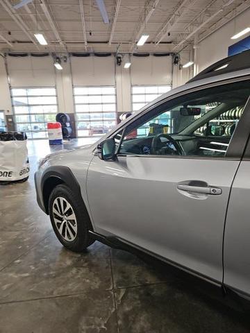 Photo of 2024 Ice Silver Metallic Subaru Outback