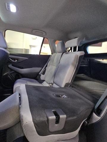 Photo of 2024 Ice Silver Metallic Subaru Outback