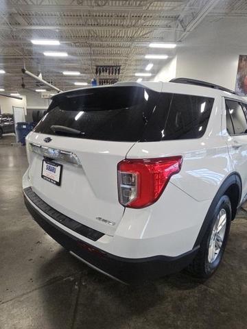 Photo of 2022 Oxford White Ford Explorer