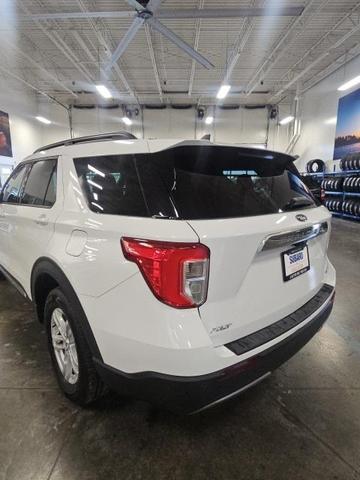Photo of 2022 Oxford White Ford Explorer