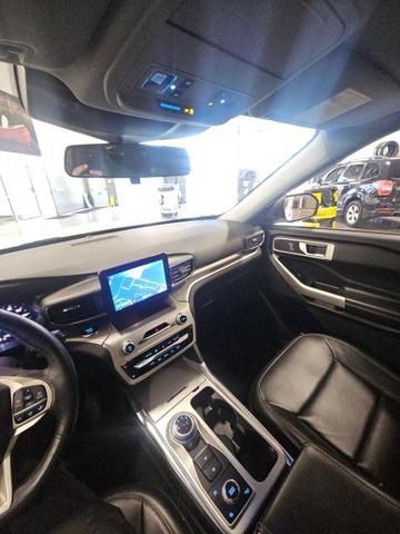 Photo of 2022 Oxford White Ford Explorer