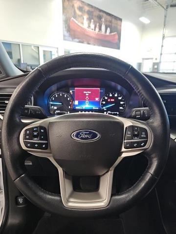 Photo of 2022 Oxford White Ford Explorer