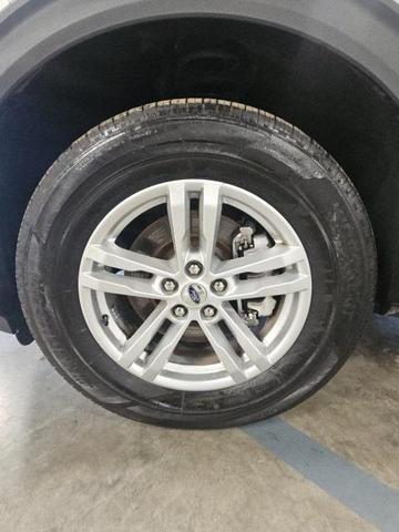 Photo of 2022 Oxford White Ford Explorer