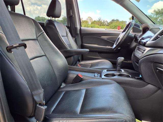Photo of 2018 Modern Steel Metallic Honda Pilot
