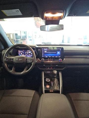 Photo of 2024 Summit White Chevrolet Colorado