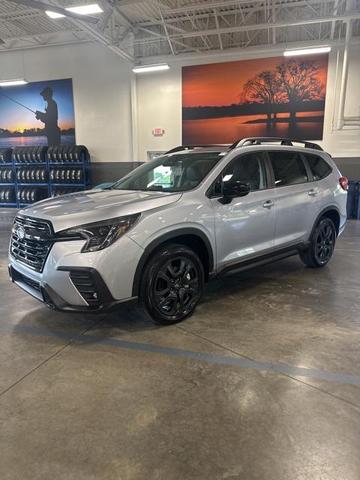 Photo of 2025 Ice Silver Metallic Subaru Ascent