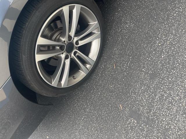 Photo of 2018 Mineral Gray Metallic BMW 330e