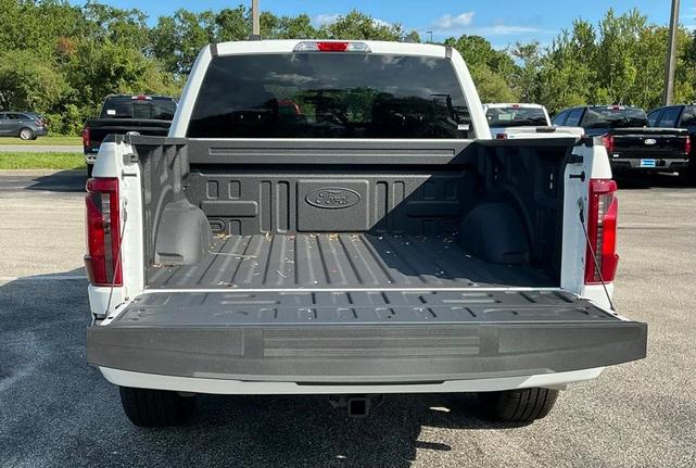 Photo of 2025 Oxford White Ford F-150