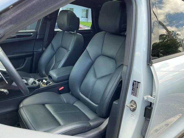 Photo of 2022 Carrara White Metallic Porsche Macan