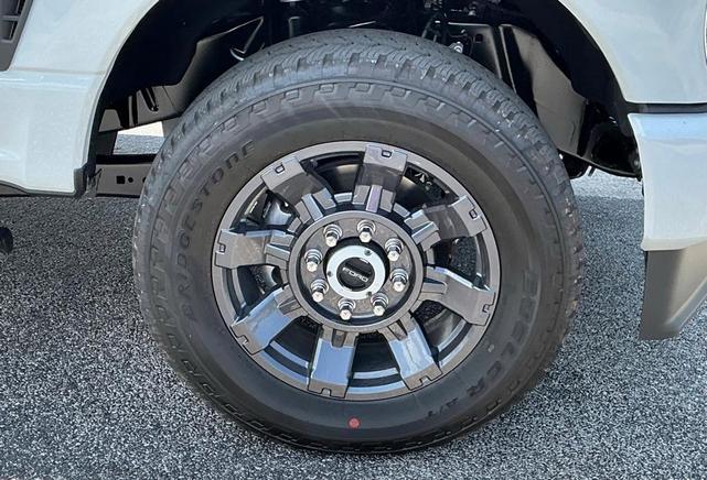 Photo of 2025 Avalanche Ford F-350