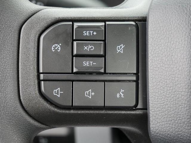 Photo of 2025 Oxford White Ford F-250