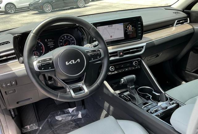 Photo of 2024 Gravity Gray Kia K5