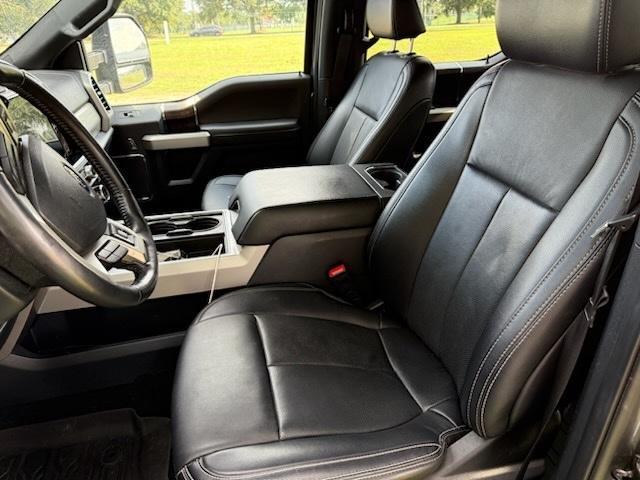 Photo of 2022 Carbonized Gray Metallic Ford F-250