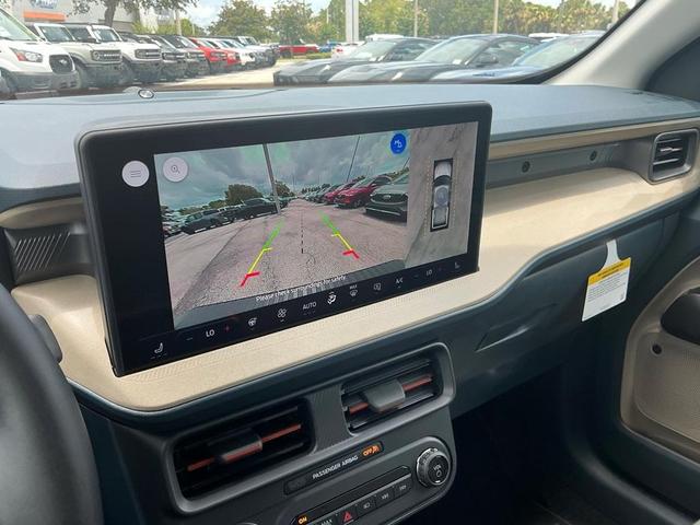 Photo of 2025 Desert Sand Ford Maverick