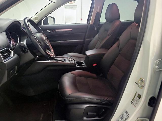 Photo of 2018 Pearl Mazda CX-5