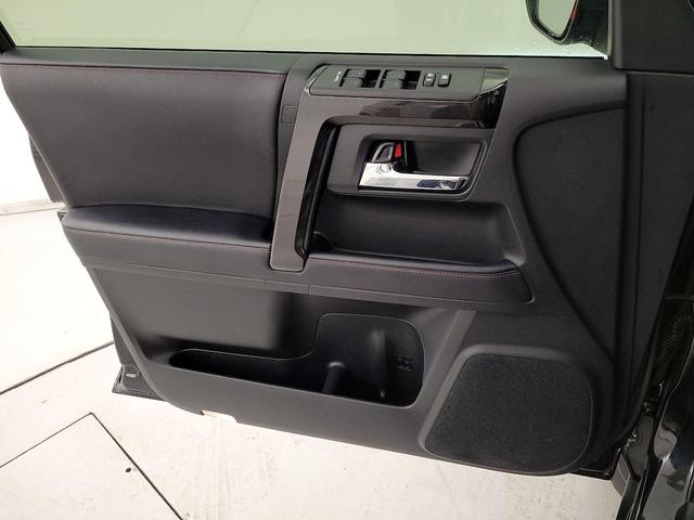 Photo of 2023 Black Toyota 4Runner