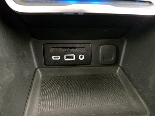Photo of 2019 White GMC Terrain