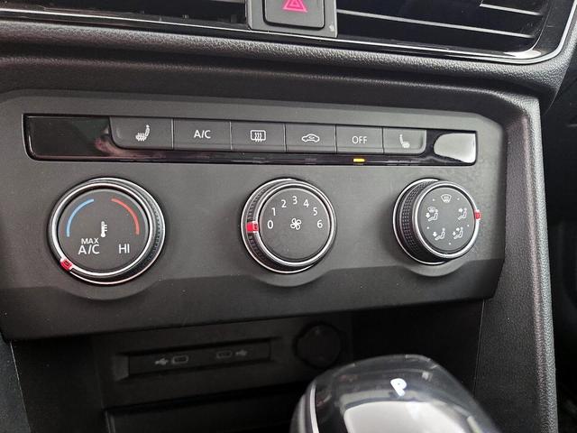 Photo of 2022 Gray Volkswagen Taos