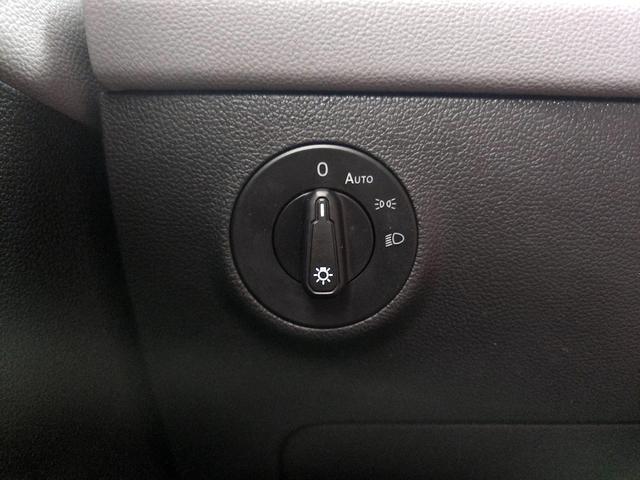 Photo of 2022 Gray Volkswagen Taos